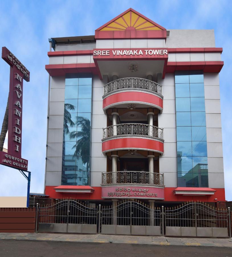 Navanidhi Comforts Bangalore Exterior photo
