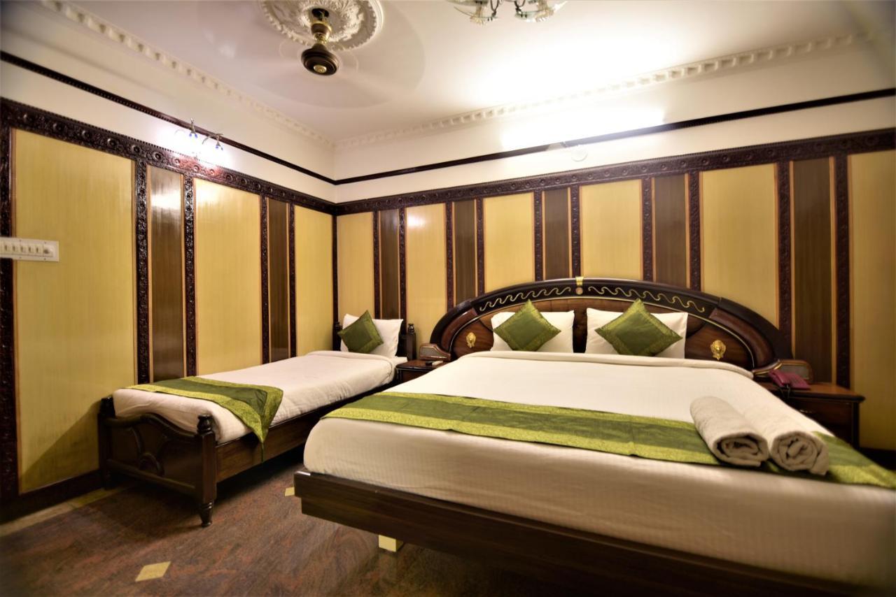 Navanidhi Comforts Bangalore Exterior photo